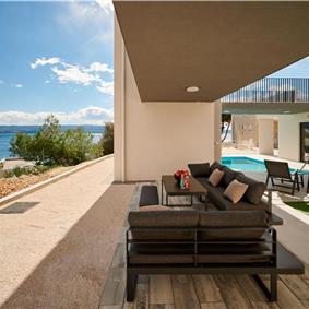 6 bedroom villa with heated pool near Omis, sleeps 12